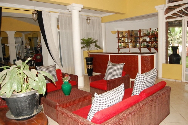 Hotel Coconut Residence (Bakau)